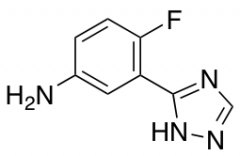 4-fluoro-3-(1H-1,2,4-triazol-3-yl)aniline