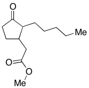 Methyl (3-Oxo-2-pentylcyclopentyl)acetate