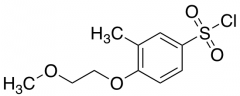 4-(2-Methoxyethoxy)-3-methylbenzene-1-sulfonyl Chloride