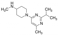 N-Methyl-1-[6-methyl-2-(propan-2-yl)pyrimidin-4-yl]piperidin-4-amine